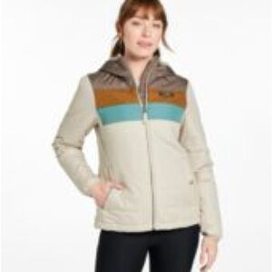L.L. Bean Mountain Classic Puffer Hooded Jacket